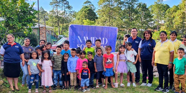 Momentos especiales con familias y adultos mayores